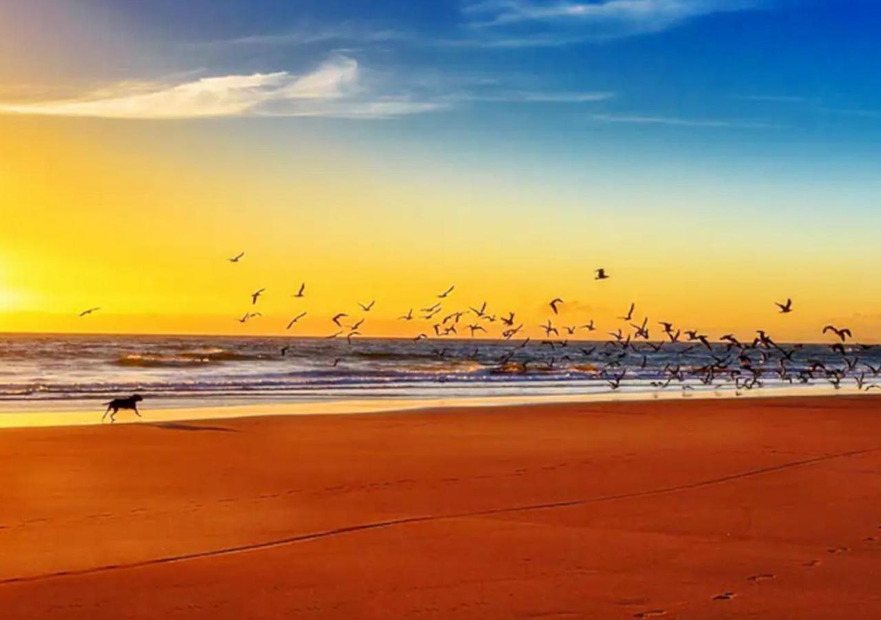 Romantic Lakeside Cottage By The Beach! With Super Cosy Log Burner! The Perfect Escape To Your Home From Home By The Sea! So Relaxing - You Won'T Want To Leave! Pet Friendly! Mablethorpe Esterno foto